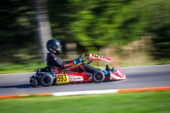 kart104