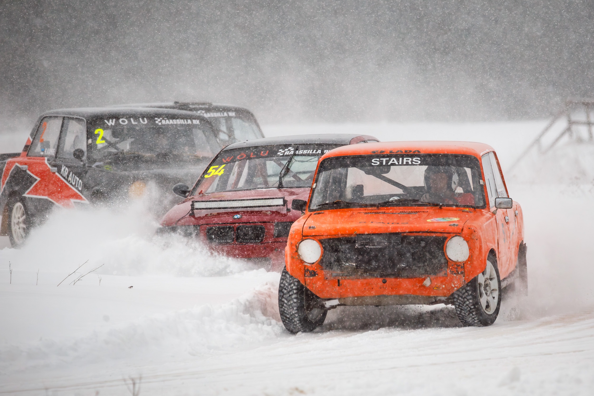 Rahvakrossi ja krossisprindi Eesti karikavõistluste ja Misso Karika esimene etapp sõideti Misso rallikrossirajal tugevas lumesajus ja umbes kümnekraadises pakas